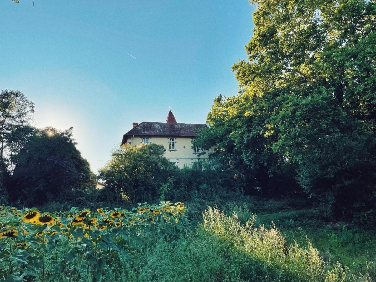 Bed and Breakfast Petit Chateau Le Piot Флёранс Экстерьер фото
